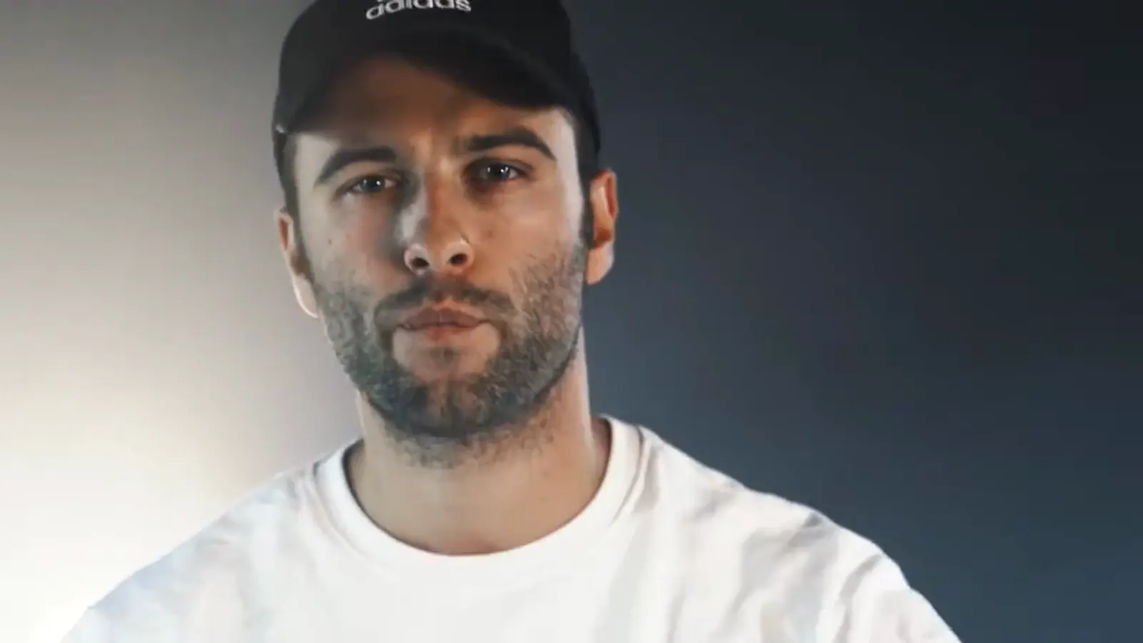 Standbild aus „Musikvideo „Nächster Gang““ — Musikvideo für ESCO