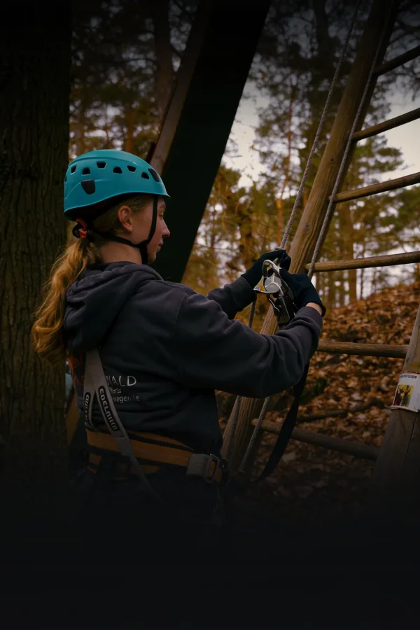Filmplakat: Erklärfilm Kletterwald Binz-Prora — Erklärfilm als Realfilm für Kletterwald BinzProra