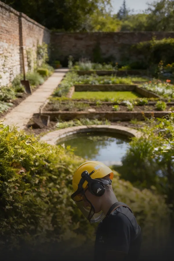Filmplakat: Imagefilm A & T Garten- und Landschaftsbau — Imagefilm für A & T GaLaBau